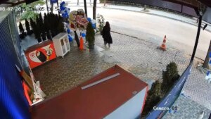 elazigda-kadin-cicegi-aldi-XCR8xjTE.jpg