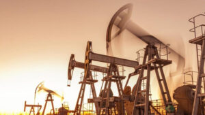 abdnin-ticari-ham-petrol-stoklari-artis-beklentisinin-aksine-93-milyon-varil-azaldi-XzwZCWhJ.jpg