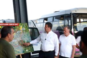 akyazida-tarihi-minibus-hatti-acildi-uA5mUhCu.jpg
