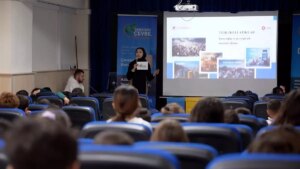 dersimiz-cevre-projesi-ile-306-bin-ogrenciye-egitim-GxLFgUIc.jpg