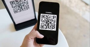 banka-bilgileri-qr-kodlariyla-ele-geciriliyor-ucretsiz-pizza-deneyi-tehlikenin-boyutunu-gozler-onune-serdi-UF3AtqdQ.jpg