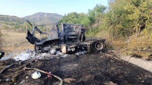 bilecikte tir kazasi arac yangin cikardi GHOzLLT6.jpg
