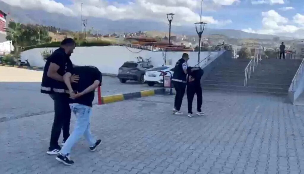 hatayda aranan 3 sahis yakalandi 3HvFMrQa.jpg