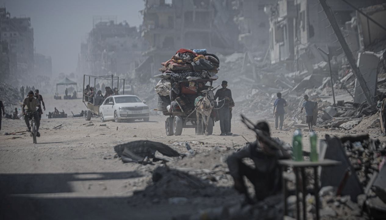 israil askerleri gazzede evini kontrol eden filistinliyi katletti ggCMN73w.jpg