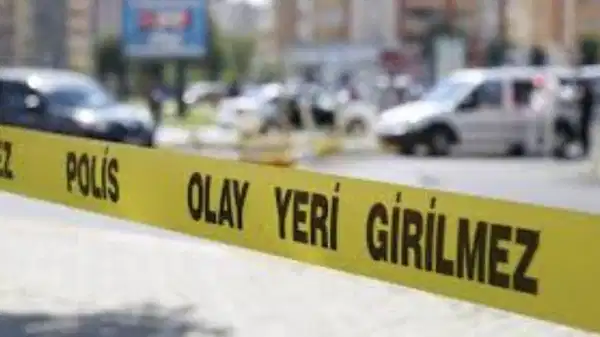 eskisehirde dehset 70 yasindaki kadin evinde bogazi kesilmis halde bulundu sGKXMe9J.jpg