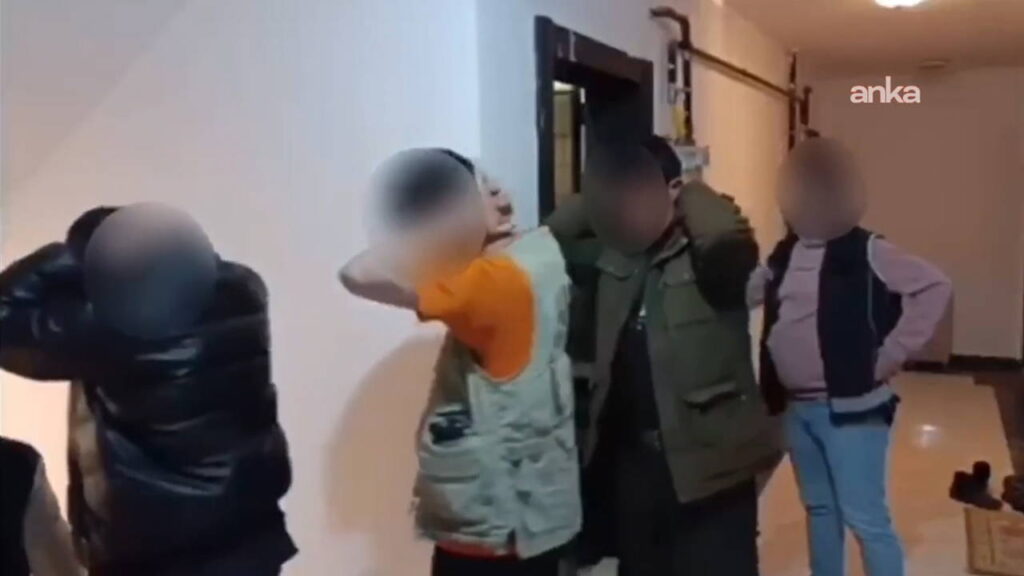 vanda-uyusturucu-operasyonu-4-kilo-700-gram-metamfetamin-ele-gecirildi-2-kisi-gozaltinda-KbIKdRjN