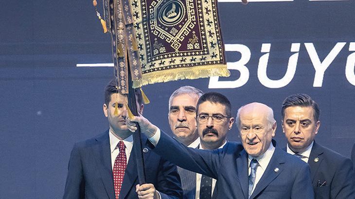 MHP Genel Başkanı Bahçeli, “Türk Gençliği Büyük Kurultayı”na Katıldı: “Korkmayın, Kaçmayın, Savrulmayın”